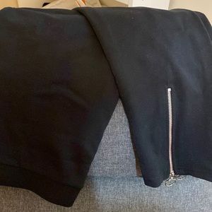 Forever 21 black ankle pants